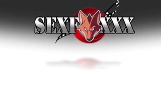 Massagista sortudo acaba fodendo com as tres clientes.