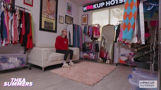 HORNY SUPERMODEL THEA SUMMERS HOOKS UP WITH BRYAN GOZZLING!