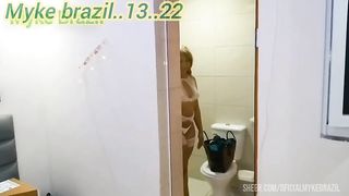 Carioca tesuda marcella schultz vei ao Sao Paulo.para encontrar com myke Brazil e rolou um clima muito gostoso com muito sex