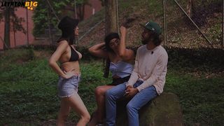 UNAS CHICAS ME CONVENCEN DE IR CON ELLAS A SU CASA, ME FOLLAN ENTRE AMBAS