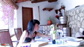 The beautiful Jordanne Kali tries to teach Jorge de la Jungle civilized sex