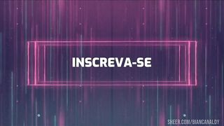 Sexo com passageiro no estacionamento.
