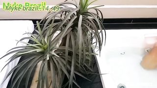 Eu para um motel e acabei conhecendo uma gostosa k se chama Soraya Castro agente comecou se gostar e se acabou rolando um clima gostoso com sex no hidro agente transou muito