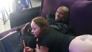 ORGIA DE HALLOWEEN NO CEMITERIO