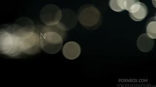 Horny MILF Dana DeArmond loves licking the pussy of Veruca James