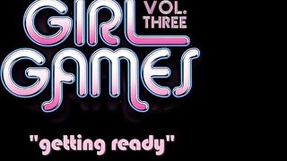 Alyssa And Gianna Strip To 69 And Stuff Holes With Candy Striped Vibes