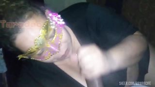 Sentando com rabo no pe