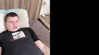 Woke up the guy with a blowjob. FULL