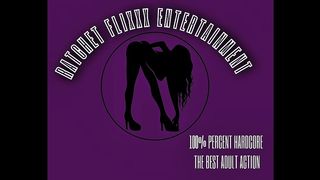 RATCHET SLUT LONDON EATS DICK AND TAKES BACK SHOTS ON HER PERIOD