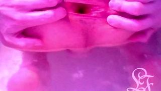 DO YOU MIND IF I FART IN THE BATHUB?