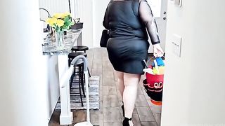 Big ass real estate agent doing home inspection For new client