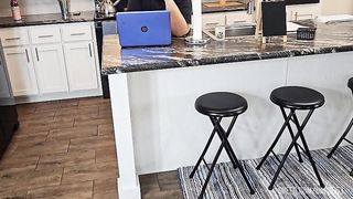 OMG!!! Female customer caught the food Delivery Guy jerking off on her Caesar salad (in Car)