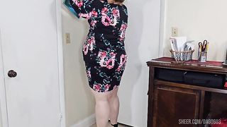 Boss caught Secretary bent over with legs Wide open & eat her pussy