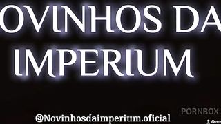 Fui na casa de swing briquei na glory hole e transei sem camisinha e gozaram dentro