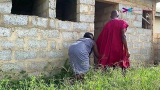 NAUGHTY THINGS THIS ALHAJI DOES WITH MILF FARMER IN AN UNCOMPLETED BUILDING