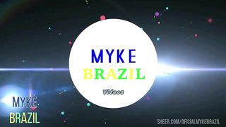 Festa no salao com muito sex com uma fofinha gostosa ela afora sex