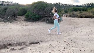 He helped me with my booty workout on the beach.. BG Sex Outdoor