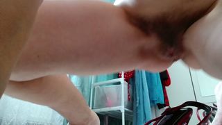 ПОССАЛА В КРАСНУЮ ТУФЛЮ И ВЫПИЛА СВОЮ МОЧУ