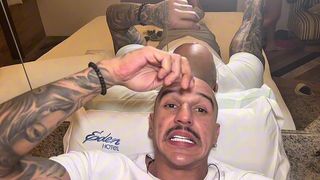 LEVEI DUAS GOSTOSAS PARA O MOTEL DEIXEI ELAS TODAS ARROMBADAS E GOZADAS E DESCOBRI Q ELAS ERAM CASADAS