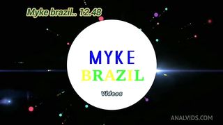 Eu fui anter um motel para ficar com uma mulher muito bonita e gostosa ela se chama Bianca Naldy ela deu conta de ficar comigo e mais dois amigo meu e rolou muito sex vacinal e sex anal e dep