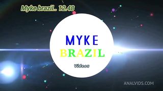 Eu fui anter um motel para ficar com uma mulher muito bonita e gostosa ela se chama Bianca Naldy ela deu conta de ficar comigo e mais dois amigo meu e rolou muito sex vacinal e sex anal e dep