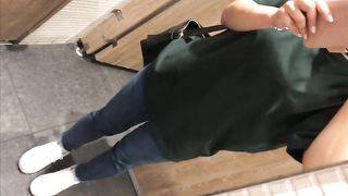 ウォシュレ◯トオナニーでイキまくる女子◯生。