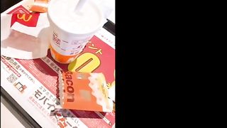 ウォシュレ◯トオナニーでイキまくる女子◯生。