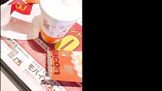 ウォシュレ◯トオナニーでイキまくる女子◯生。