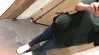 ウォシュレ◯トオナニーでイキまくる女子◯生。