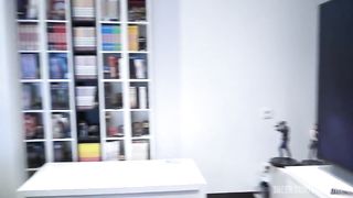 Lety Howl Anal VR