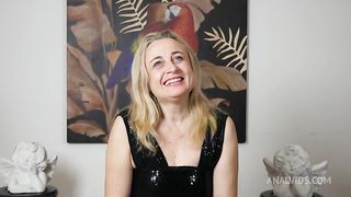 BIG HOLE BONANZA! Starring ANDREA! Crazy PUSSY AND ANAL ACTION!