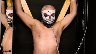 XDREAMSTV - MIA S FETTERED SALTIRE CBT HANDJOB