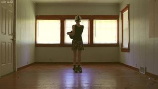 NUDE MAID UNDRESSING BTS AND TRYING ON NEW HEELS MINICLIP