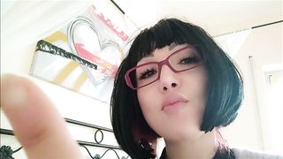 ChantalChannel - pick her lil nose