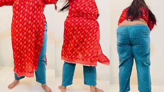 MUSLIM BBW ARAB GIRL START WORKOUT FRONT OF TRAINER & HE START MASTURBAT BY SEE HER HUGE ASS & BOOBS