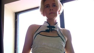 BLONDE MISTRESS PLEASES A GUY WITH HER MOUTH