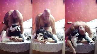 ELA GOSTA DE COROA DISSE QUE OS MAIS VELHOS SAO MAIS GOSTOSO NA CAMA