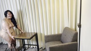 HUGE BIG BOOTY SAMOAN QUEEN NEEDS STUFFING