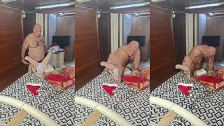 LOIRA BOA DE CAMA FICA COM O COROA SO POR PURO PRAZER