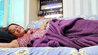 ACORDEI COM TEZAO !!! MATEUS VEM FODER MEU BUCETAO