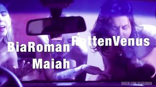 3some Bitches Cumming in Car