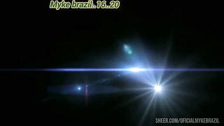 Eu fui na casa de uma amiga e acabou rolando um festinha com sex