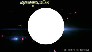 Eu fui na casa de uma amiga e acabou rolando um festinha com sex