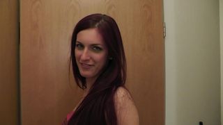 17 - 1 BABE FUCKS FOR CUMSHOT