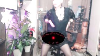 Wet holes of a mature cocksucker-wife and hard fucking close-up! One of the best Russian mature couples! Learn to fuck from your parents, guys!