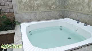 Contratei uma acompanhante Boliviana ela transa muito me deu o cuzinho e tomou leite na boca gostoso