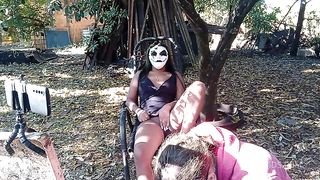 Voce sai com gata, achando que a mulher e pra casar e ela logo pede pra vc destruir o cuzinho dela e finaliza tomando leitinho na boca