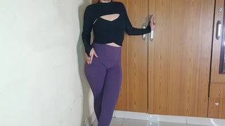 FUCKING HOT STEPSISTER IN HER YOGA OUTFIT.