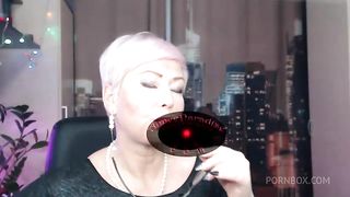 AimeeParadise with her husband testing new butt plugs))