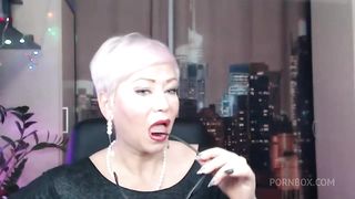 AimeeParadise with her husband testing new butt plugs))